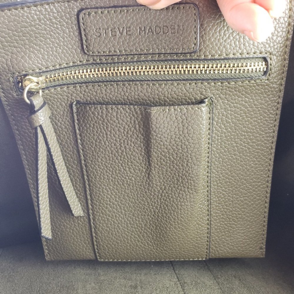 Steve Madden Womens Olive Green Large Tote Bag Tassel - Picture 2 of 7